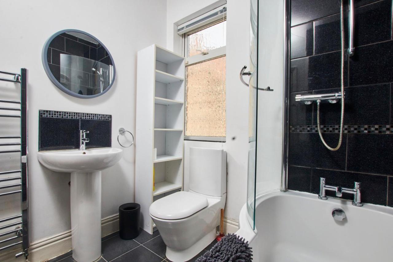 Stylish 2 Bedroom Flat - Close To Newcastle City Centre Гейтсхед Экстерьер фото