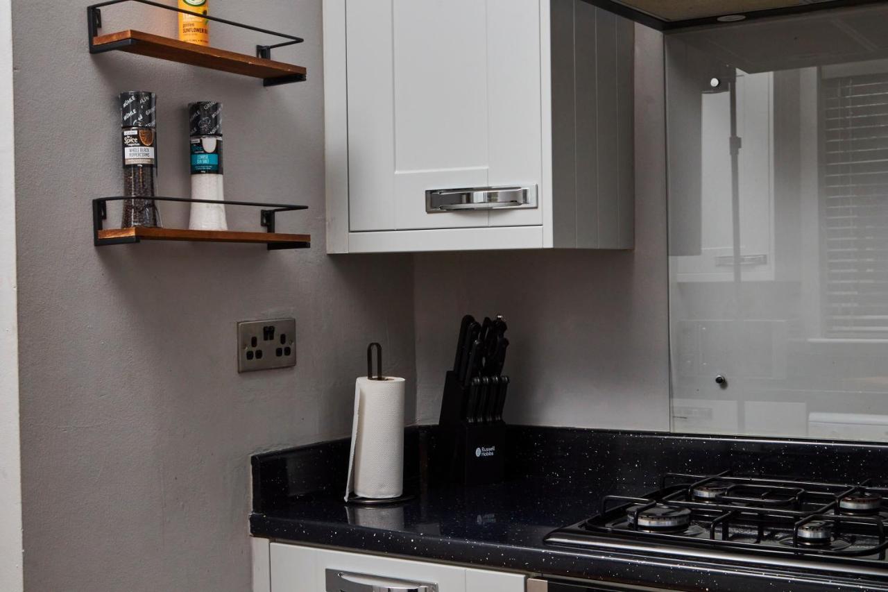 Stylish 2 Bedroom Flat - Close To Newcastle City Centre Гейтсхед Экстерьер фото